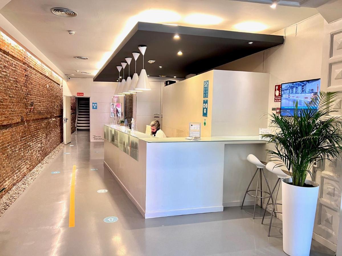 Urbansea Atocha 113 Hotel Madrid Kültér fotó