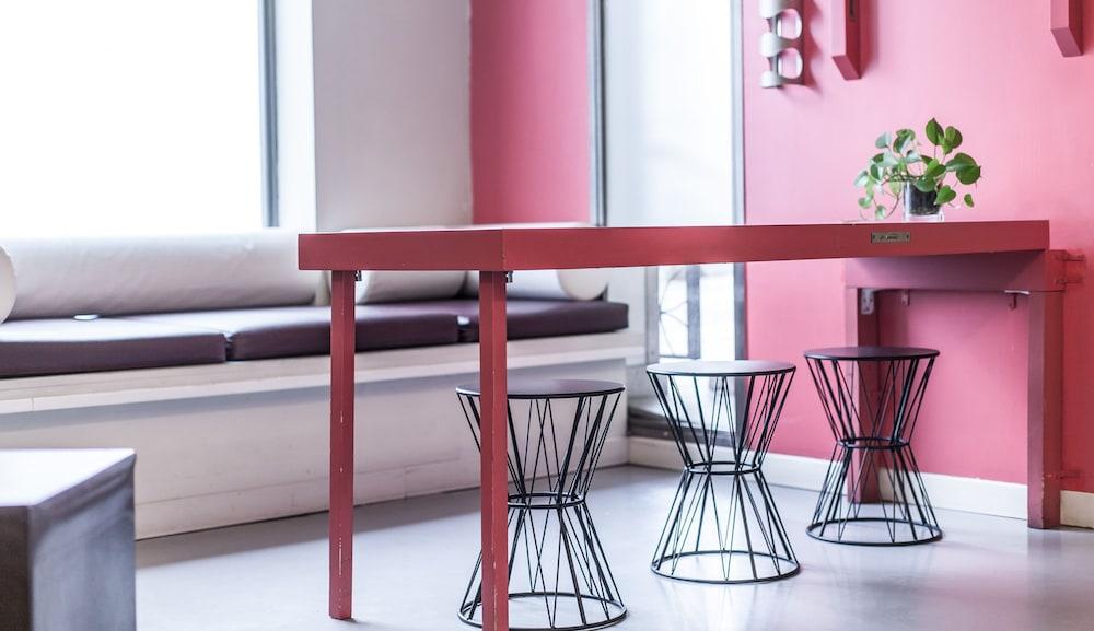 Urbansea Atocha 113 Hotel Madrid Kültér fotó
