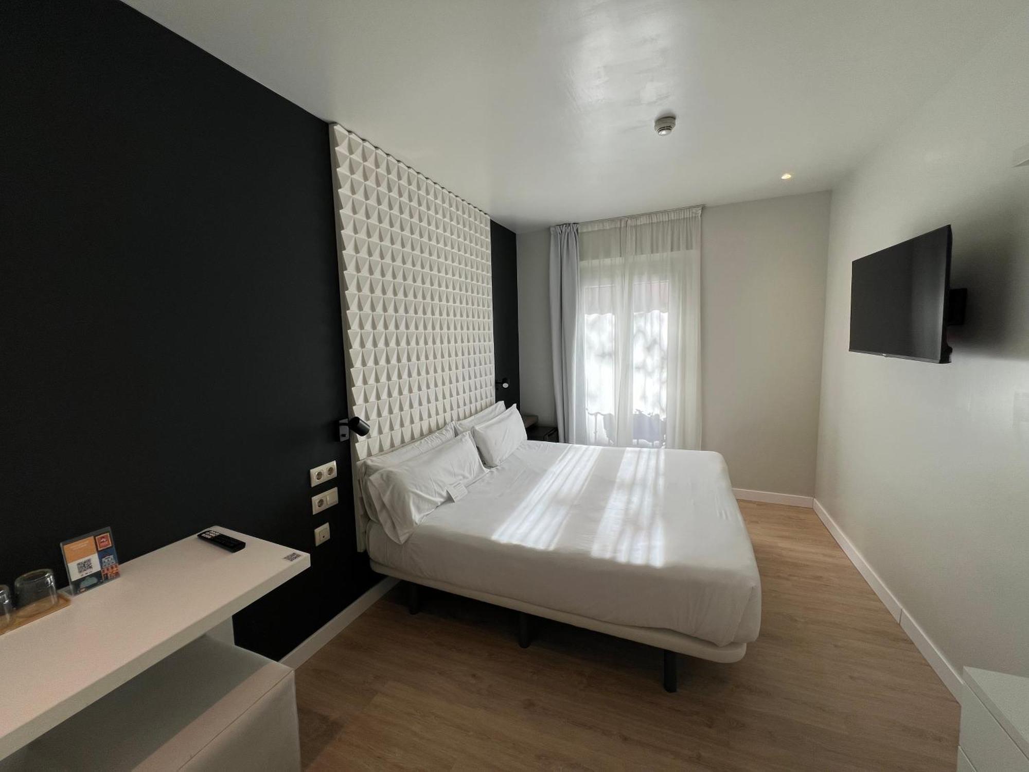 Urbansea Atocha 113 Hotel Madrid Kültér fotó