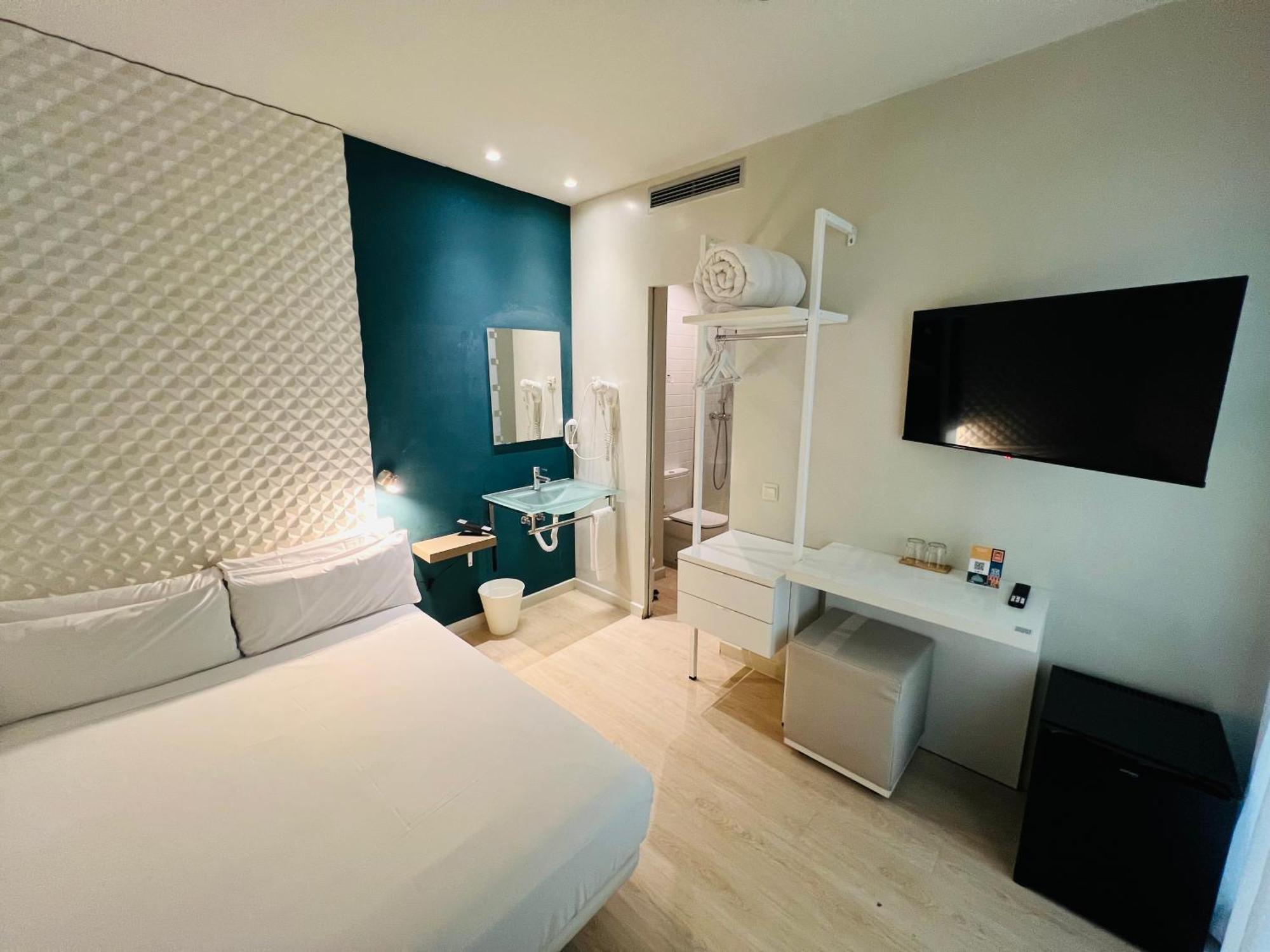 Urbansea Atocha 113 Hotel Madrid Kültér fotó