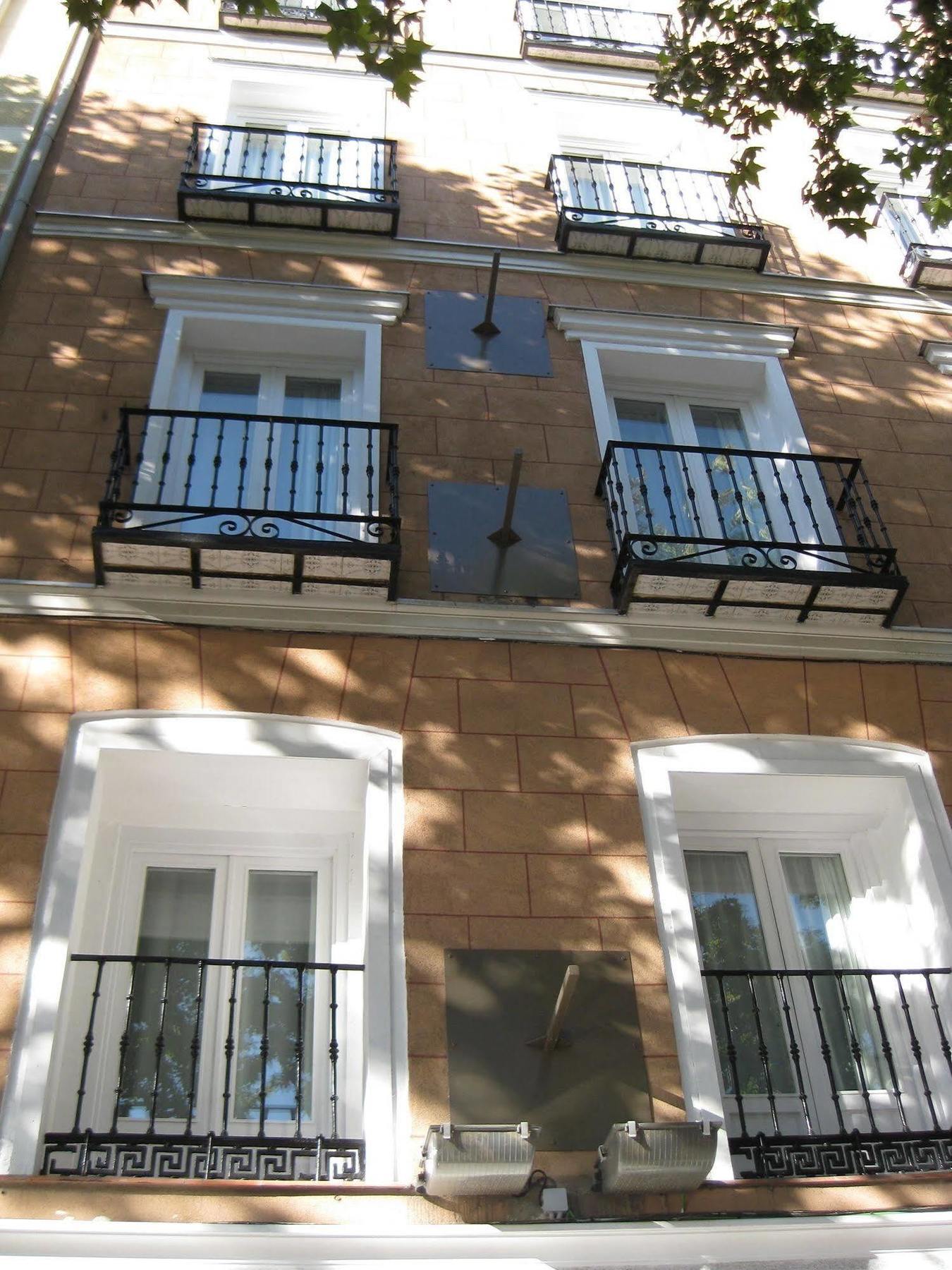Urbansea Atocha 113 Hotel Madrid Kültér fotó