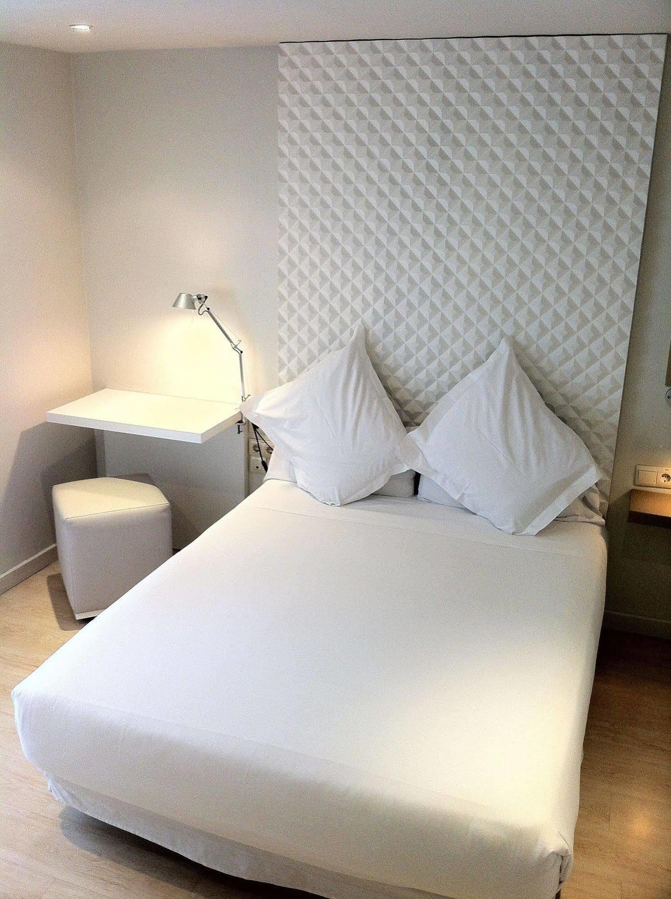 Urbansea Atocha 113 Hotel Madrid Kültér fotó